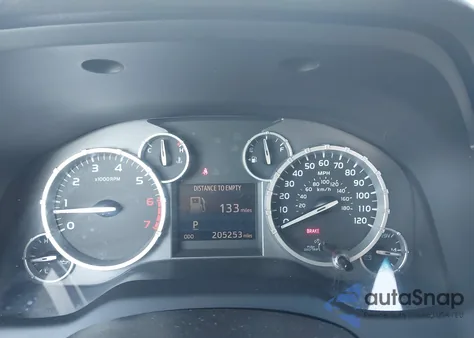 2014 Toyota Tundra Sr 4.6L V8/Sr5 4.6L V8 z USA, uszkodzony, nr VIN 5TFRM5F11EX070047